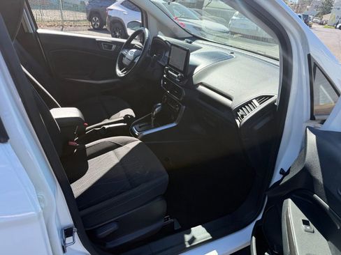 Used 2020 Ford EcoSport SE w/ SE Convenience Package image 11