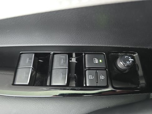 Used 2023 Toyota Corolla XSE image 26