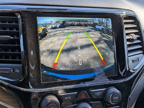 Used 2021 Jeep Grand Cherokee Limited w/ Quick Order Package 28K 80th image 19