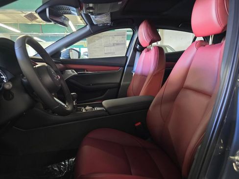 New 2026 MAZDA MAZDA3 2.5 S Hatchback w/ Premium Pkg image 18
