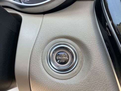 Used 2019 Mercedes-Benz C 300 Sedan image 29