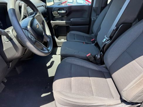 Used 2023 Chevrolet Silverado 1500 Custom w/ 2.7L Blackout Package RWD image 12