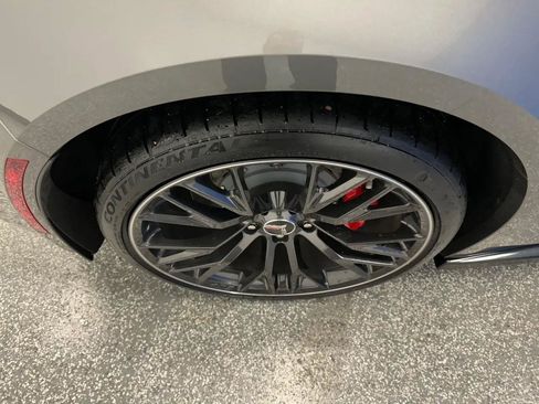 Used 2016 Chevrolet Corvette Z06 w/ 3LZ Preferred Equipment Group RWD image 19