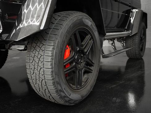 Used 2017 Mercedes-Benz G 550 Squared image 10