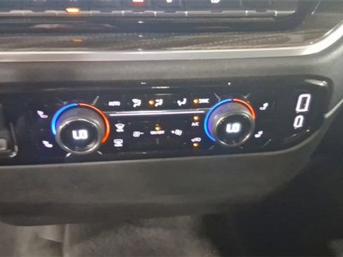 Used 2025 Chevrolet Silverado 1500 LT image 28