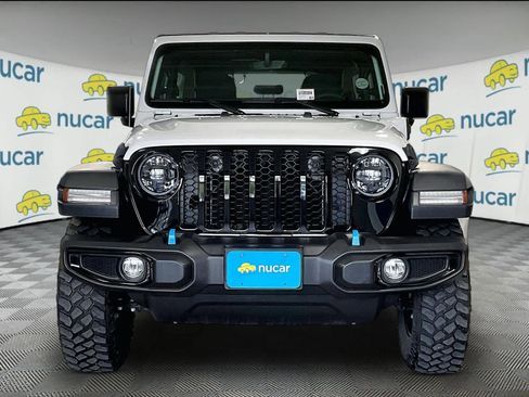 Used 2023 Jeep Wrangler Unlimited w/ Cold Weather Group AWD/4WD image 2