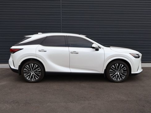 Used 2024 Lexus RX 350 w/ Convenience Package AWD/4WD image 4