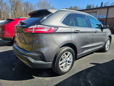 Used 2022 Ford Edge SEL w/ Convenience Package AWD/4WD image 6
