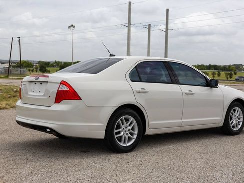 Used 2011 Ford Fusion S FWD image 7