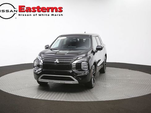 Used 2024 Mitsubishi Outlander AWD image 53