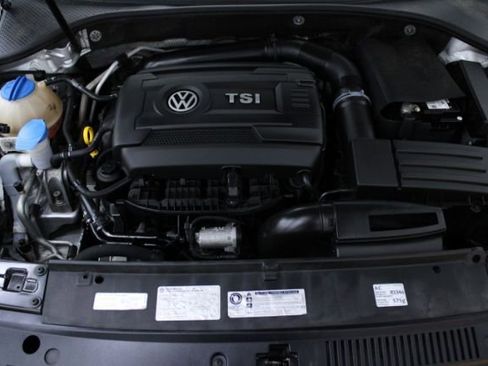 Used 2014 Volkswagen Passat 1.8T S image 19