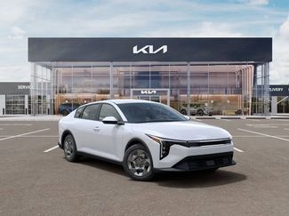 New 2026 Kia K4 FWD 360° Tour