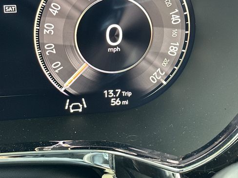 New 2025 Bentley Flying Spur Plug-In Hybrid image 30