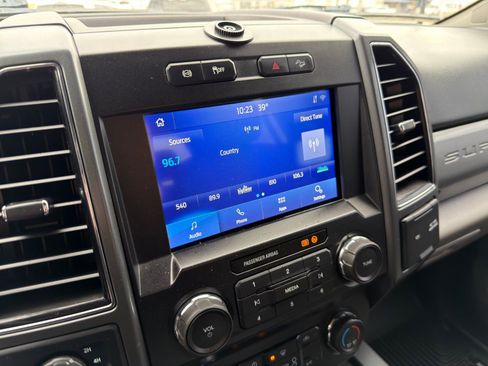 Used 2022 Ford F350 XLT w/ Black Appearance Package image 25