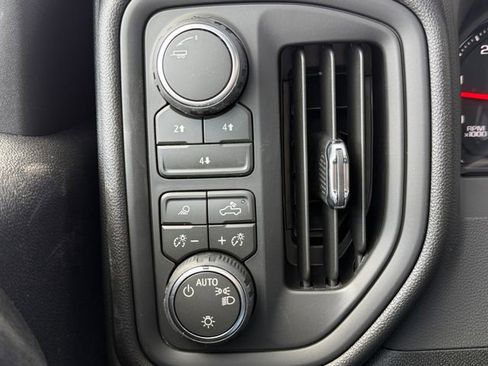 New 2026 Chevrolet Silverado 2500 Custom w/ Custom Value Package AWD/4WD image 18