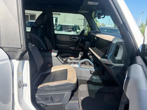 Used 2021 Ford Bronco Wildtrak AWD/4WD image 8