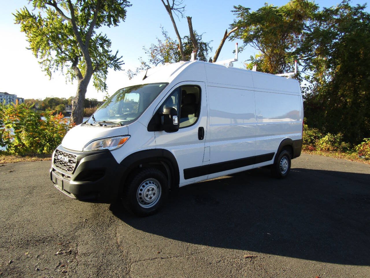Used 2025 RAM ProMaster 2500 FWD image 26