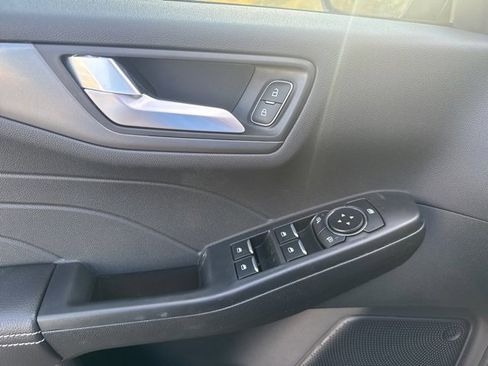 New 2026 Ford Escape Base image 9