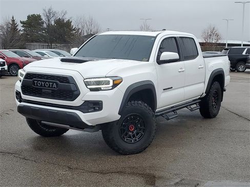 Used 2023 Toyota Tacoma TRD Pro image 1