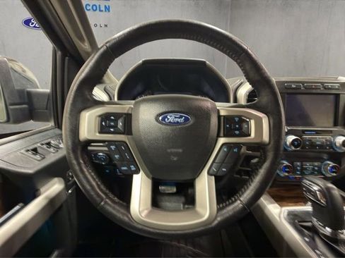 Used 2020 Ford F150 Lariat w/ Equipment Group 502A Luxury image 15