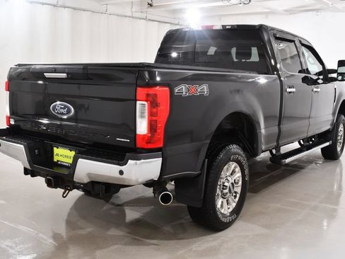 Used 2017 Ford F250 Lariat w/ Chrome Package AWD/4WD image 12