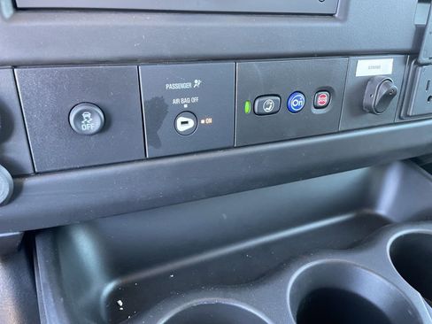 New 2025 Chevrolet Express 3500 w/ Power Convenience Package image 28