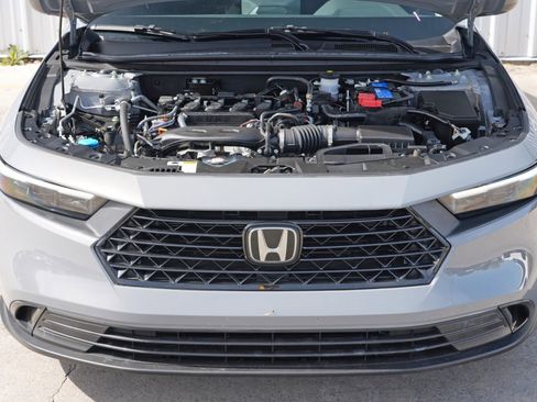 Used 2025 Honda Accord SE image 7