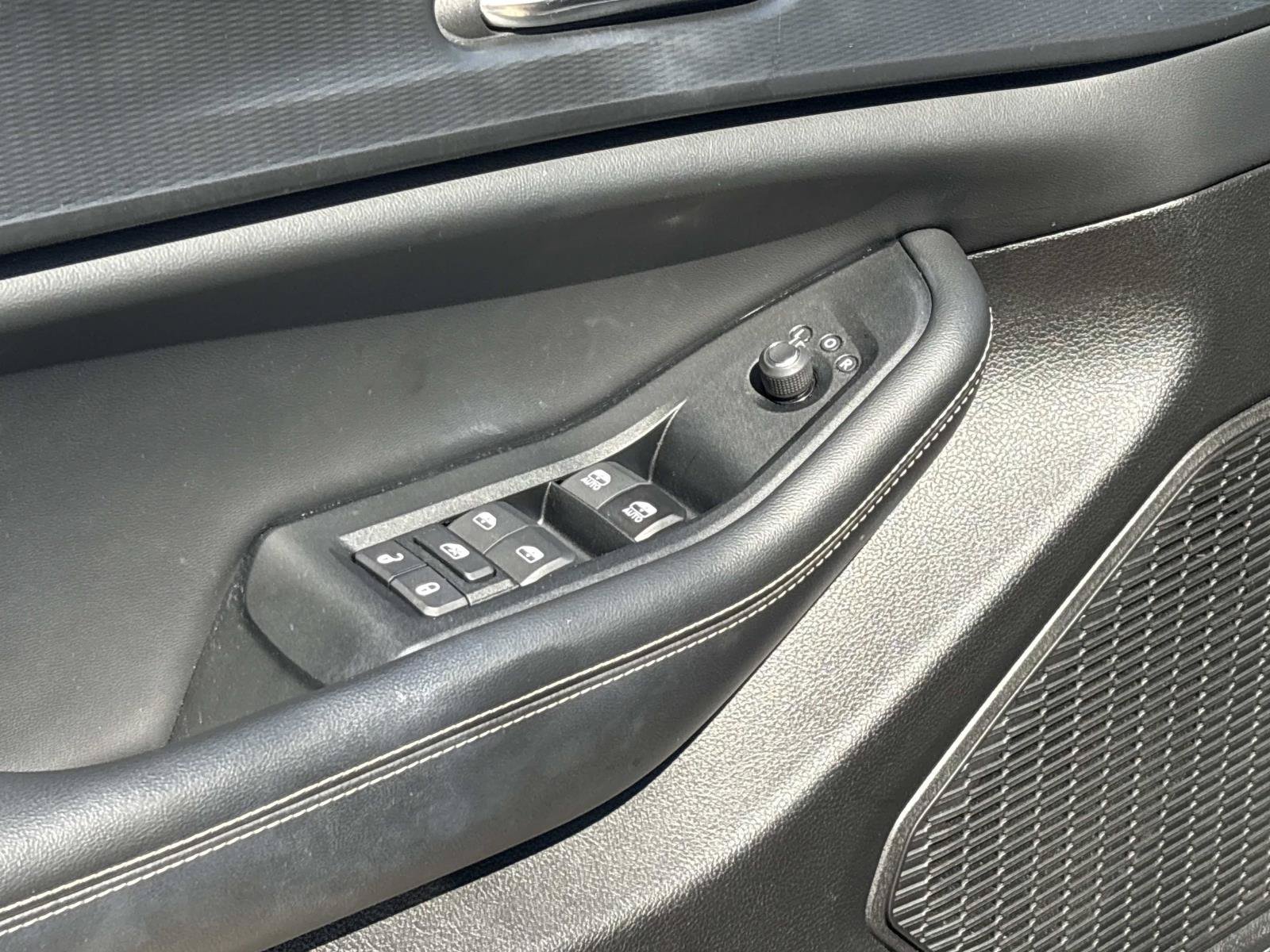 Certified 2024 Jeep Grand Cherokee L Laredo RWD image 18
