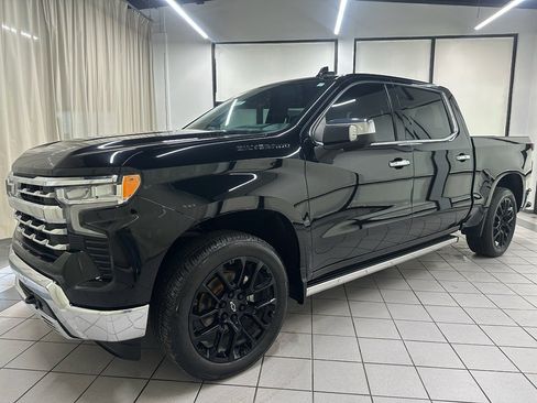 Certified 2023 Chevrolet Silverado 1500 LTZ w/ Technology Package image 14