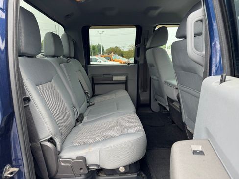 Used 2011 Ford F250 XLT w/ Advanced Security Group AWD/4WD image 17