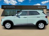 New 2025 Hyundai Venue SE image 3
