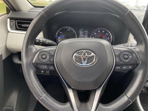 Used 2020 Toyota RAV4 XLE w/ Convenience Package AWD/4WD image 31