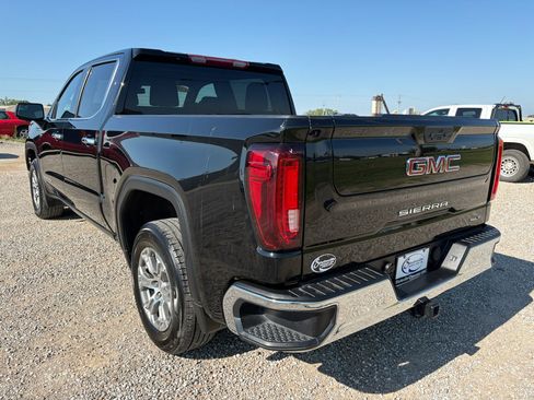 Used 2025 GMC Sierra 1500 SLT RWD image 7