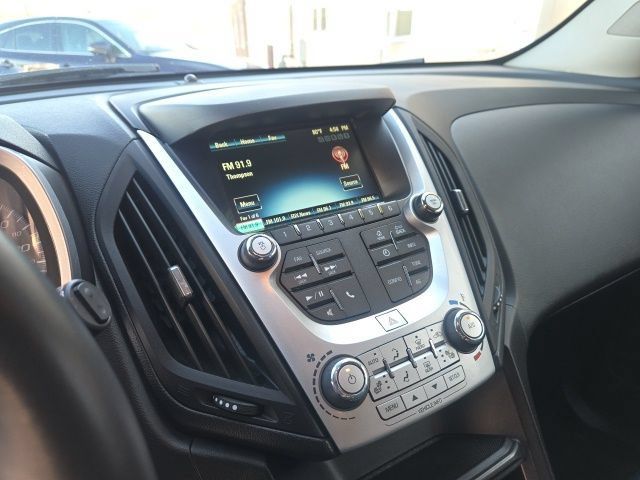 Used 2017 Chevrolet Equinox LT w/ Convenience Package AWD/4WD image 8