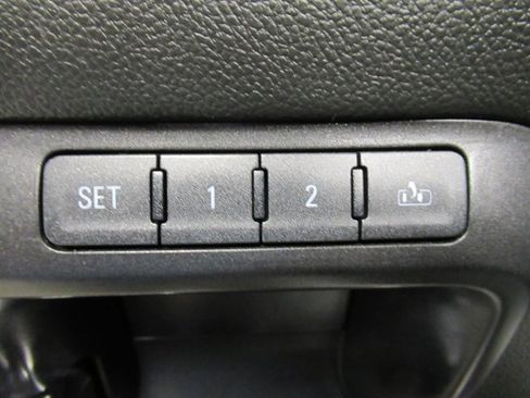 Used 2018 GMC Sierra 1500 SLT w/ SLT Preferred Package image 18