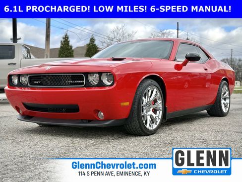 Used 2009 Dodge Challenger SRT8 image 1
