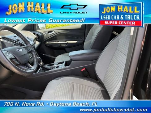 Used 2018 Ford Escape SE w/ SE Sport Appearance Package FWD image 6