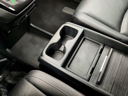 Used 2021 Honda Odyssey Touring image 17