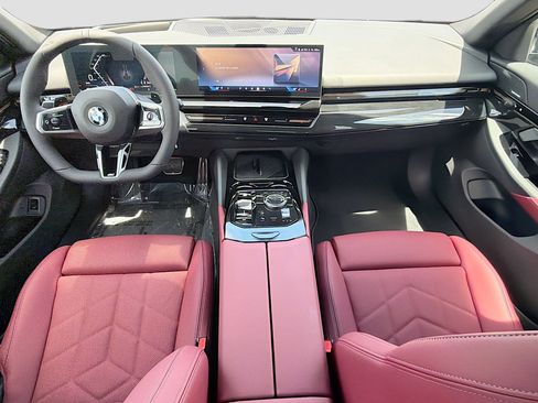 New 2026 BMW 530i xDrive w/ M Sport Package image 15