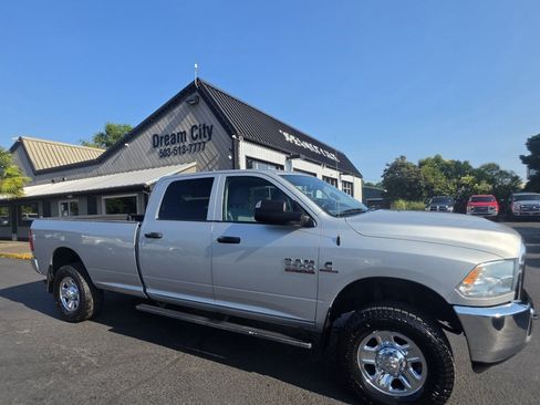 Used 2016 RAM 3500 Tradesman w/ Chrome Appearance Group AWD/4WD image 2