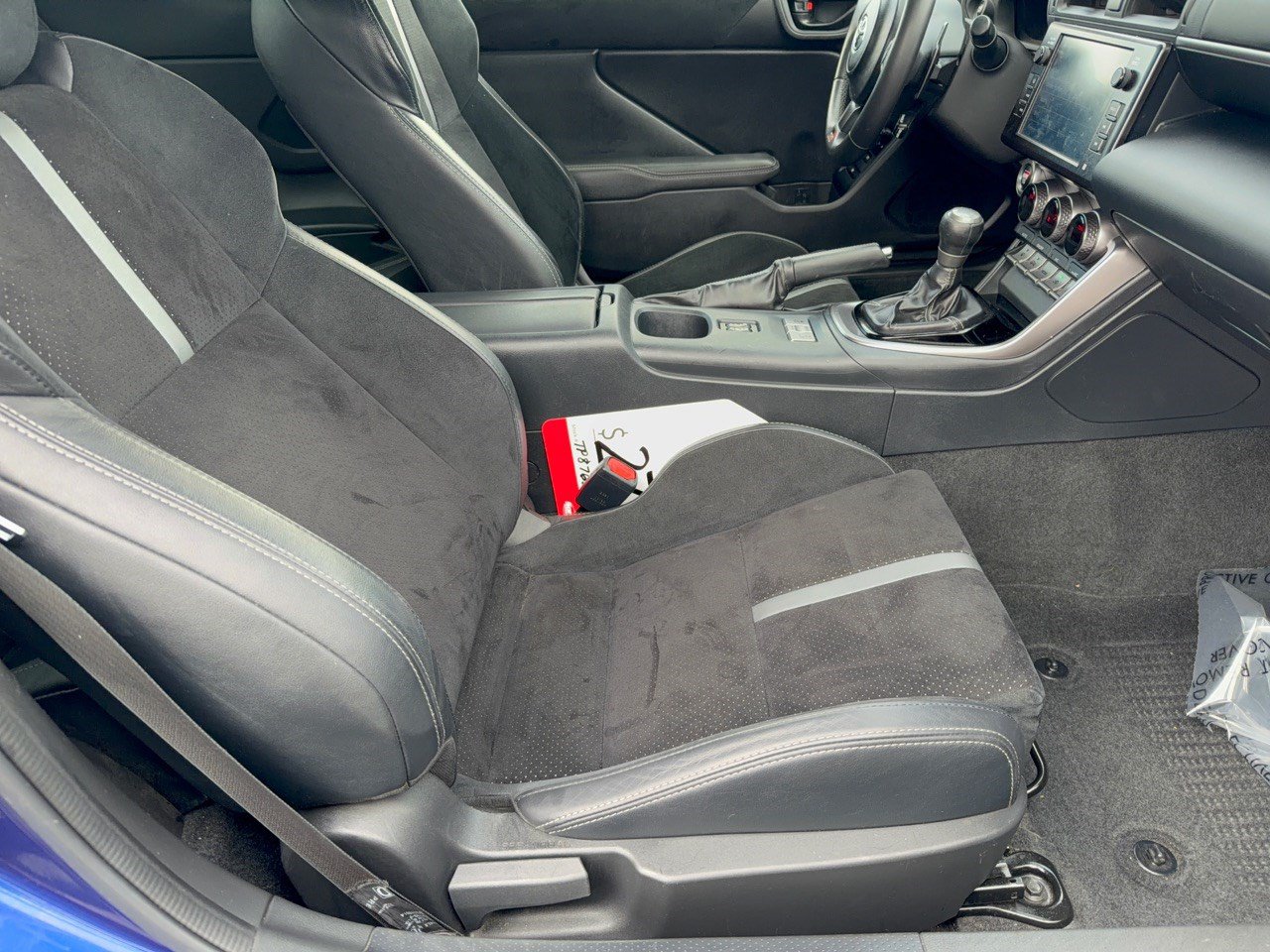 Used 2023 Toyota GR86 Premium w/ ALL Weather Mat Package (TMS) RWD image 30