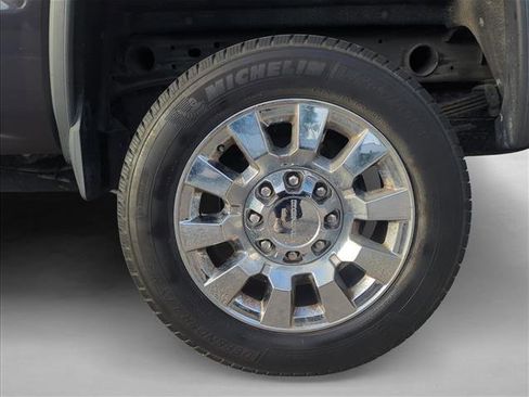 Used 2015 GMC Sierra 2500 Denali w/ Duramax Plus Package image 6