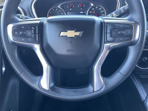 Used 2025 Chevrolet Blazer LT w/ Convenience Package image 10