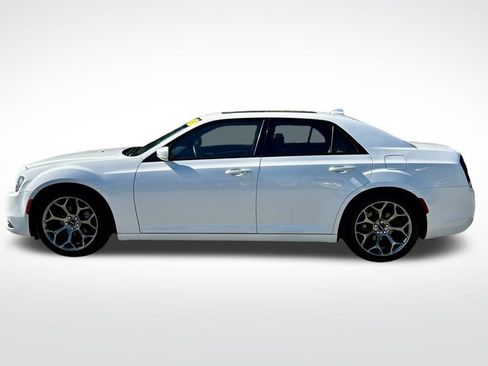 Used 2017 Chrysler 300 S w/ 300S Premium Group image 8
