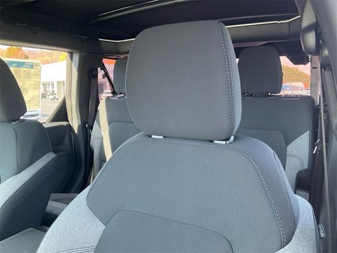 New 2025 Ford Bronco 4-Door w/ Sasquatch Package image 24