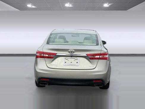 Used 2014 Toyota Avalon XLE image 9