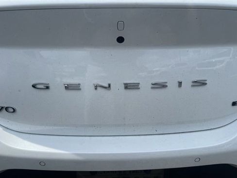 Used 2023 Genesis G70 3.3T w/ Sport Prestige Package RWD image 8