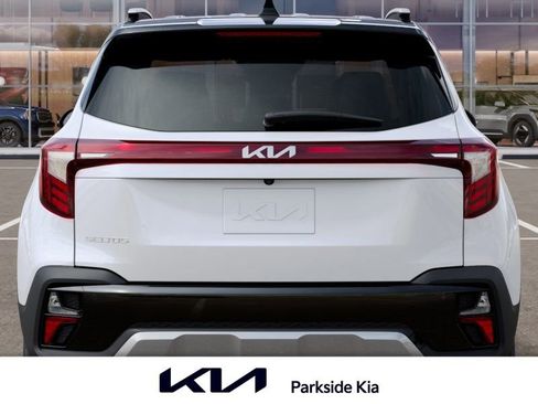 New 2026 Kia Seltos S FWD image 13