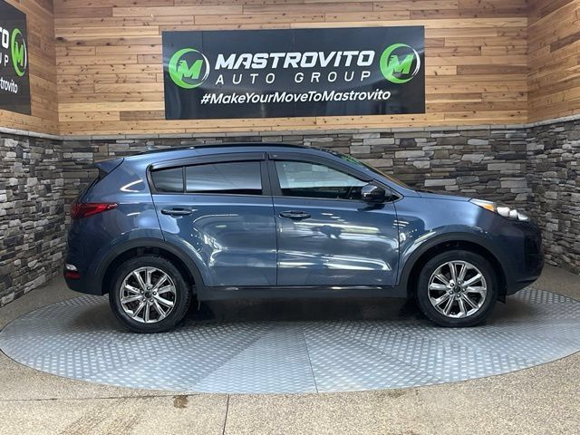 Used 2022 Kia Sportage Nightfall Edition w/ Nighfall AWD Premium Package image 3