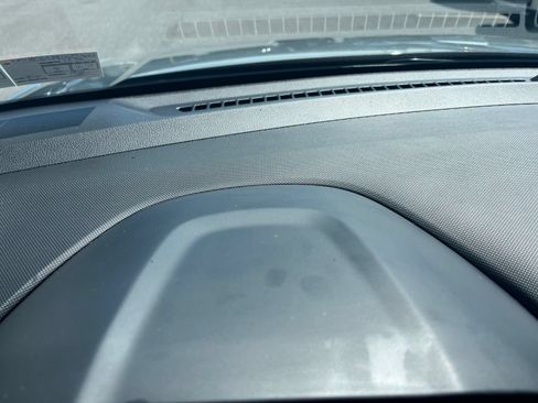 Used 2026 Hyundai Venue SEL FWD image 29